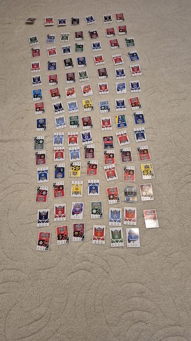 Здравейте приятели продавам 160  карти