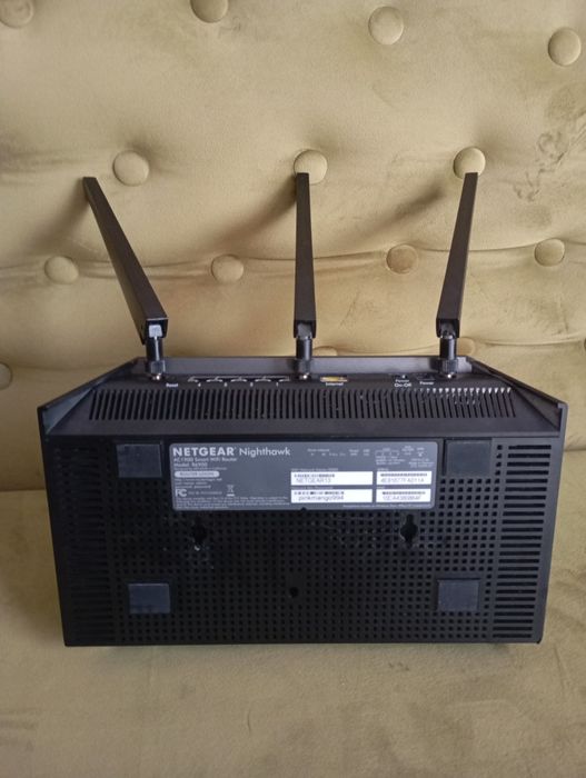 Роутер NETGEAR Nighthawk R 6900