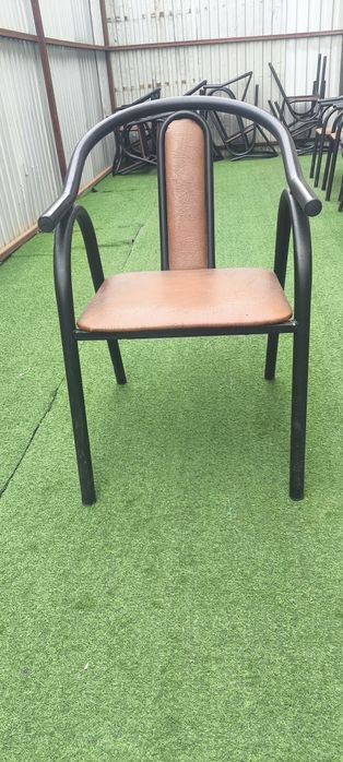 Прадам стулья Zeta в хорошем состоянии