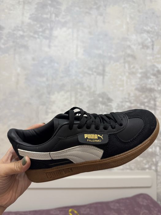 Продам черные кроссовки Puma
