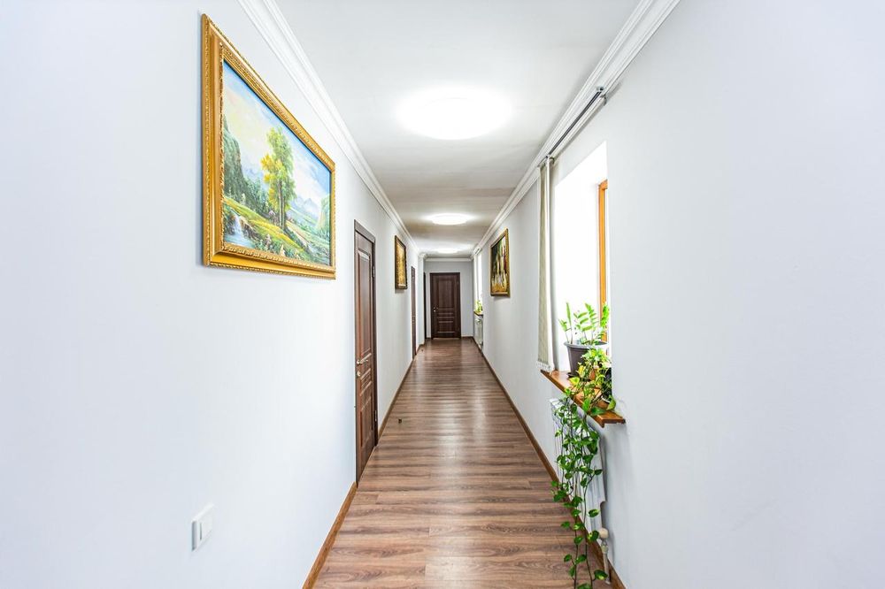 Сдаётся помещение второй этаж