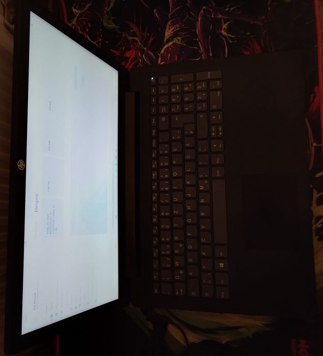Laptop Lenovo AMD A9-9425, RAM 8gb dd4, ssd 256gb