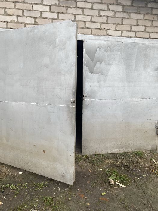Гаражные ворота на продажу