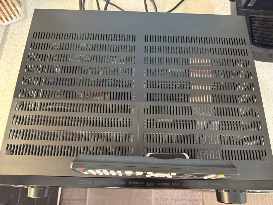 Denon AVR-X3000 като нов