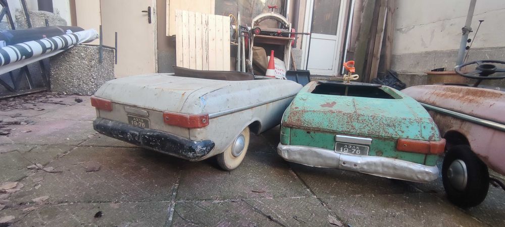 Москвич с педали, Ретро кола с педали