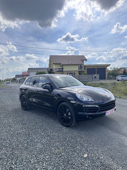 Porsche Cayenne S Hybrid 144 527km