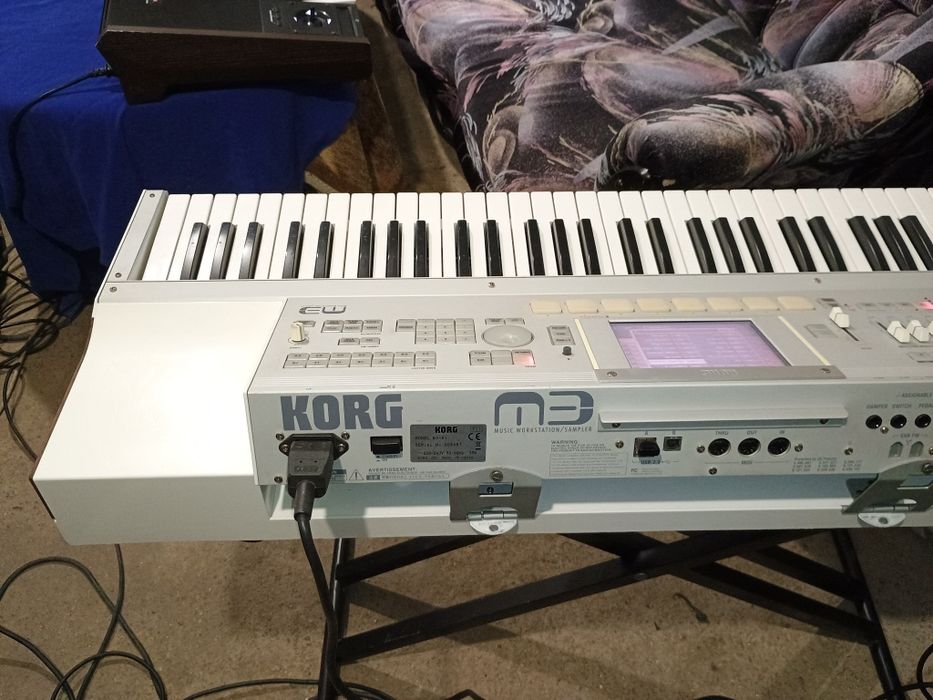 Корг м 3 korg m3 клавир синтезатор