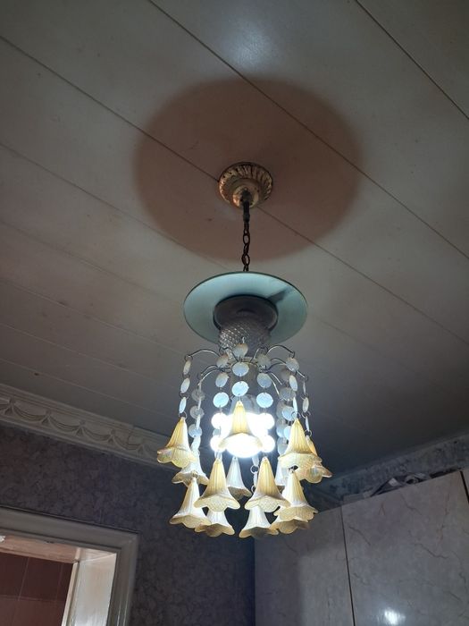 Хрустальная каскадная люстра (с подвесками-цветами)