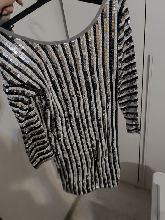 Rochie paiete  mărime s