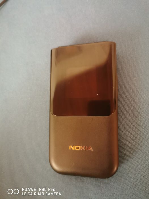 Nokia 2720 Flip 4G