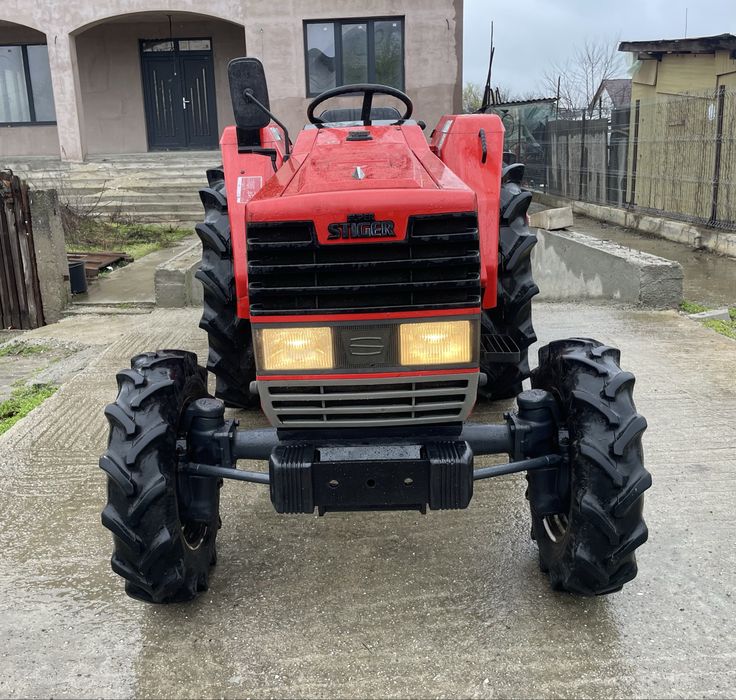Tractor japonez Shibaura D288 4x4 freza de sol