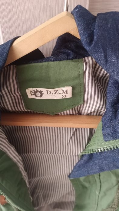 Продам детские вещи