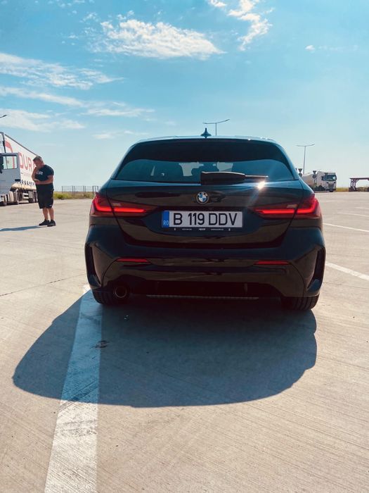 Bwm seria 1 118I 2023 m pachet