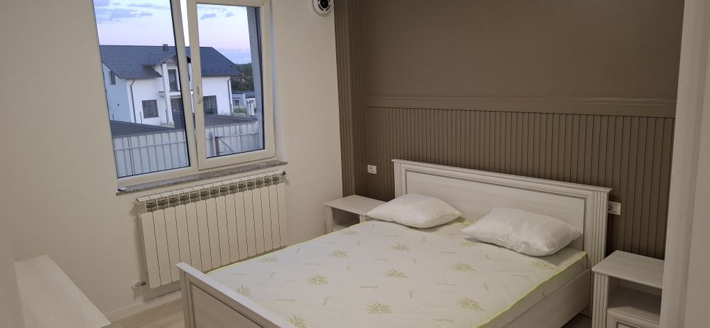 Închiriez apartament 3 camere în Complex Eroilor