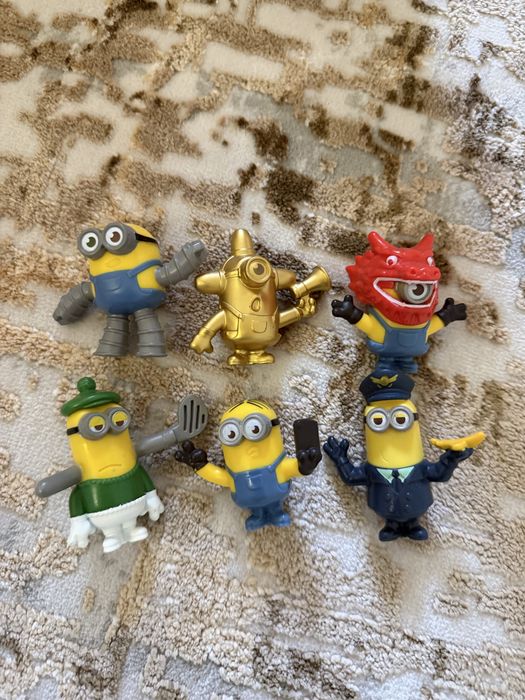 Фигурки миньоны из макдольнадса игрушки