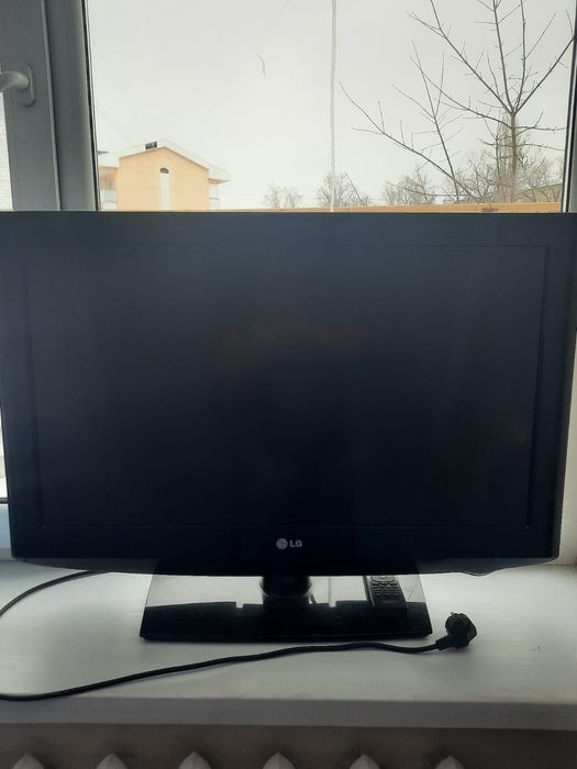 продам телевизор