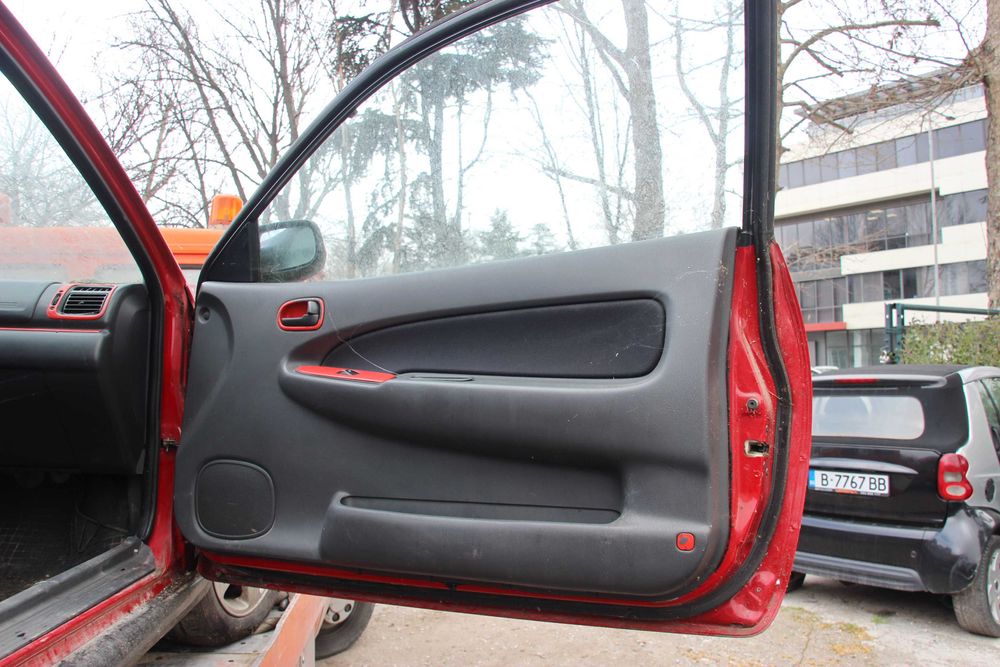 Мазда  323 F 2.0 DIТD   - само на части Mazda 323