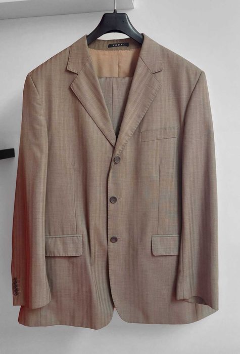 Мъжки костюм (4 бр.)- подарявам