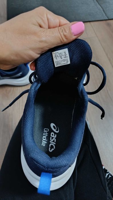 Маратонки Asics