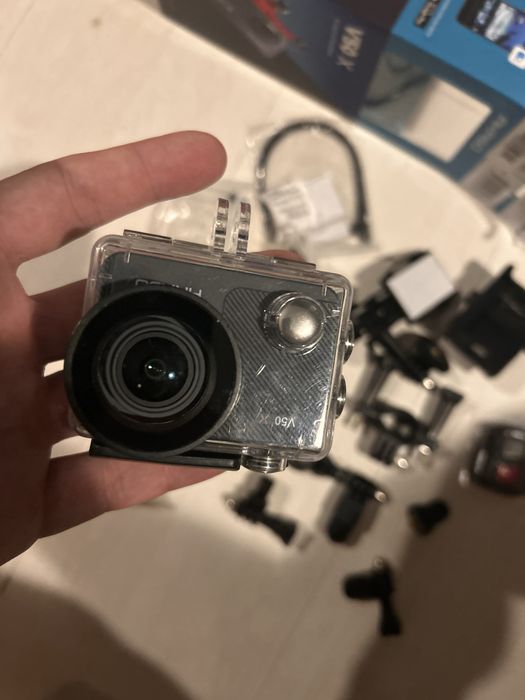Екшън камера V50X , 128gb memory card и две батерии
