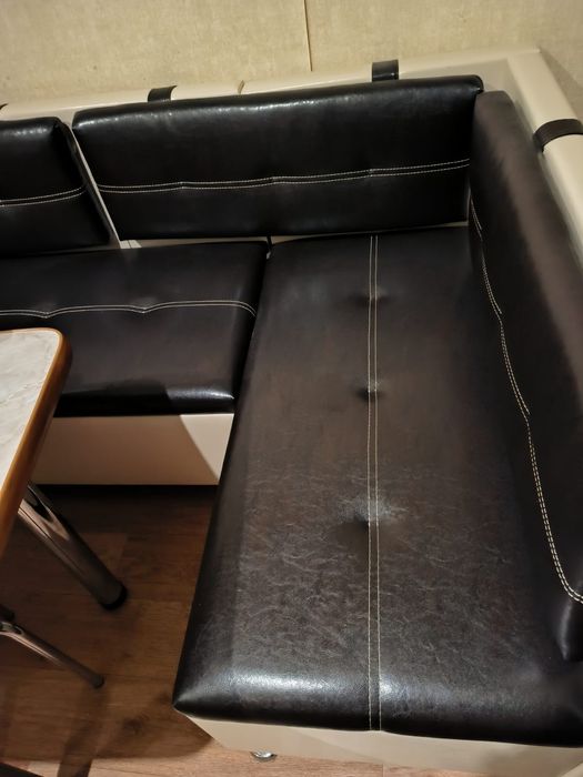 Кухонный диванчик