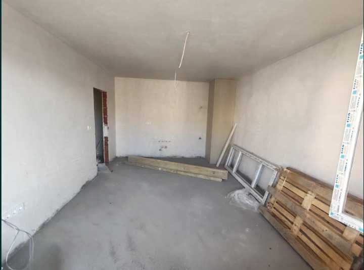 Продава се Тристаен апартамент в Пловдив, Остромила - 100 кв.м за 638 €/кв.м - Снимка #7