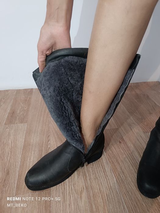 Сапоги с натуральном мехом !!!