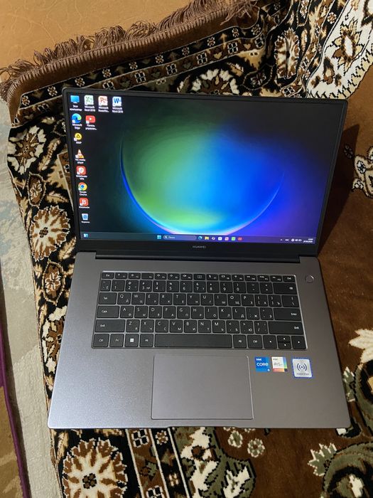 Huawei Core i5,1155G7 ОЗУ 8гб