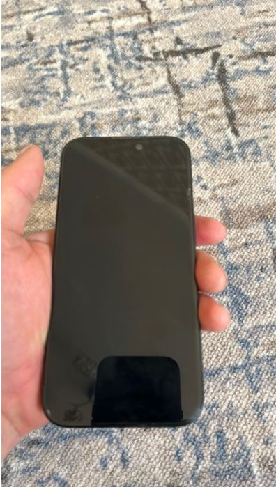 Айфон 16,состояние 10/10,акб 100,память 128,царапины нету