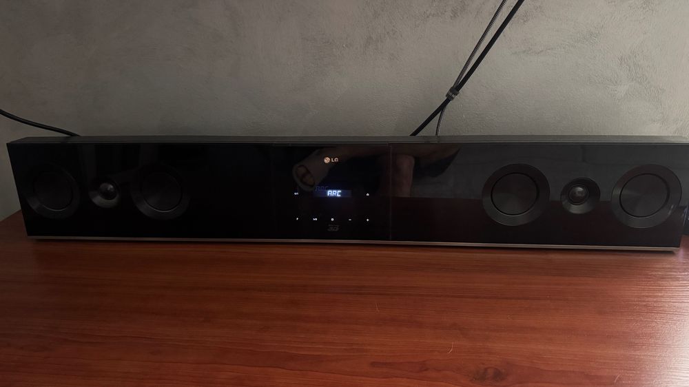 Soundbar (саундбар) LG BB5520A
