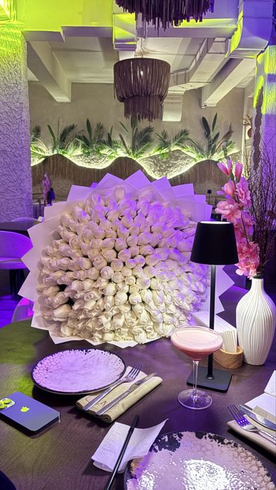 букет из 201 розы