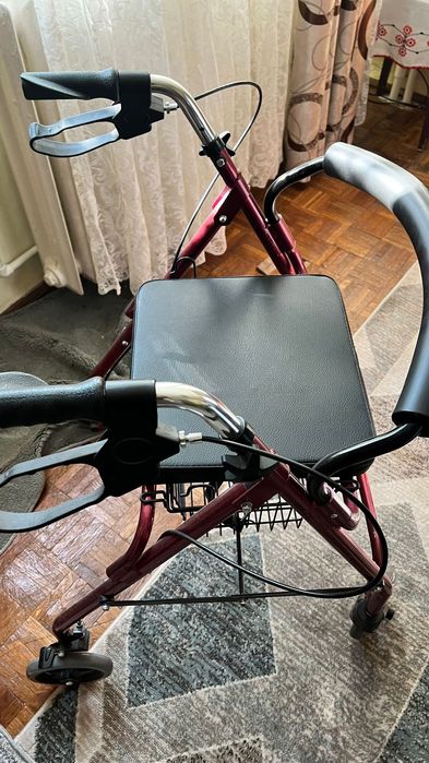 Mergator din aluminiu