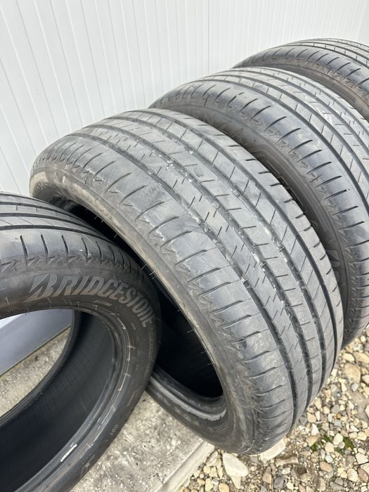 Anvelope 245 50 19 Bridgestone rft x4