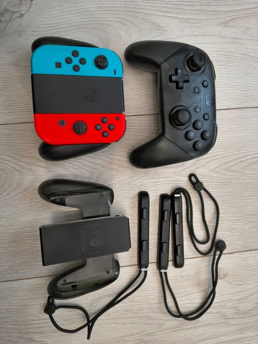 Lot Accesorii Nintendo Switch – Joy-Cons Originale, Controller Pro & Grip