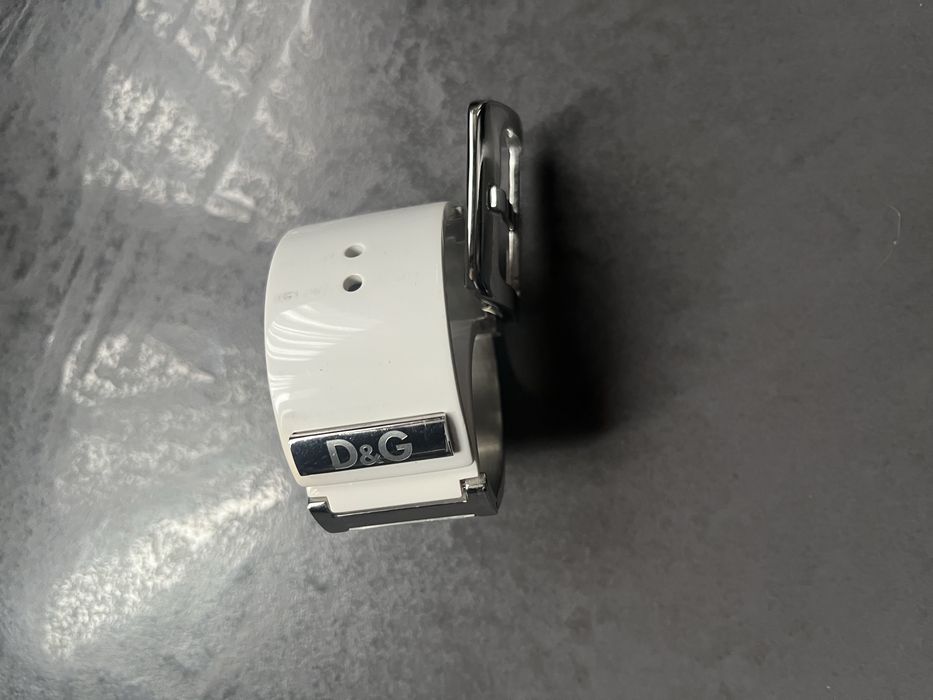 Оригинална гривна