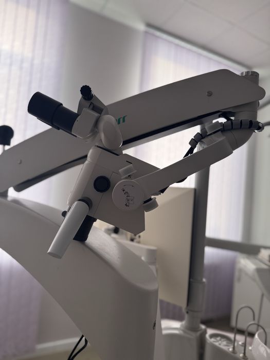 Продам стоматологический микроскоп