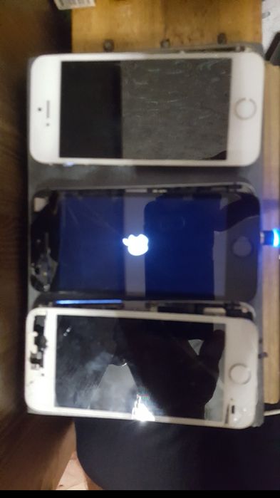 На запчасти 5s рабочи