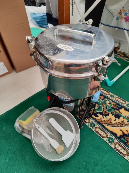 Продам измельчитель, мельница итд.