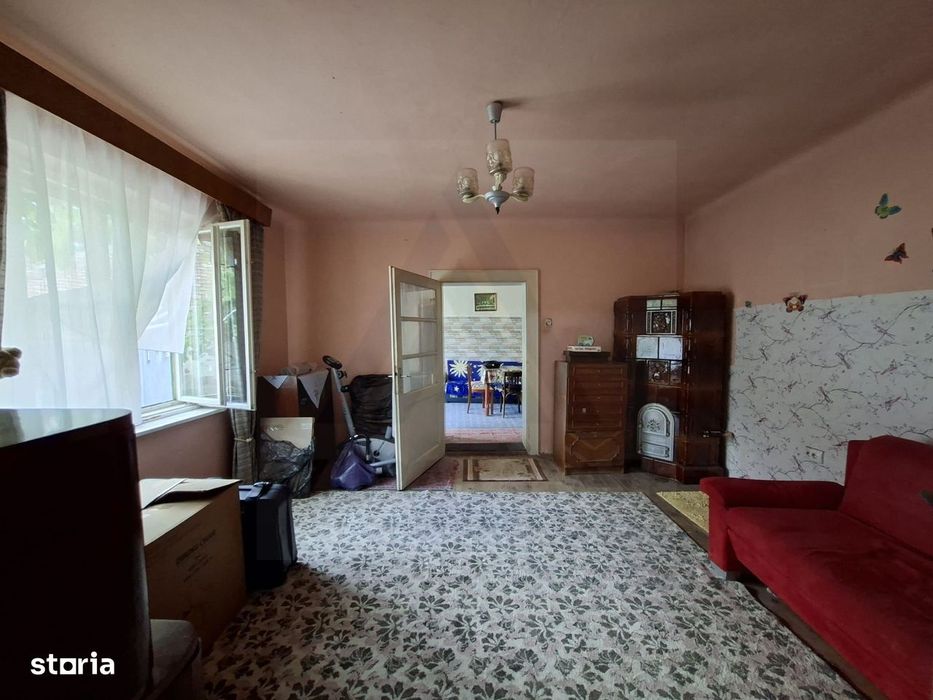 Casa individuala D+P+Pod teren 252 mp baie cu geam si curte in Sibiu