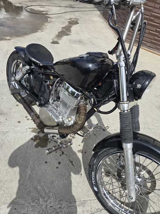 Мотоцкел SUZKI L650