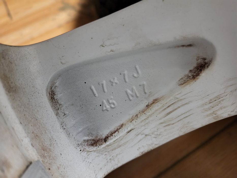 Toyota 17" 5x114,3 RAV 4 оригинални лети джанти Тойота 225/65/17