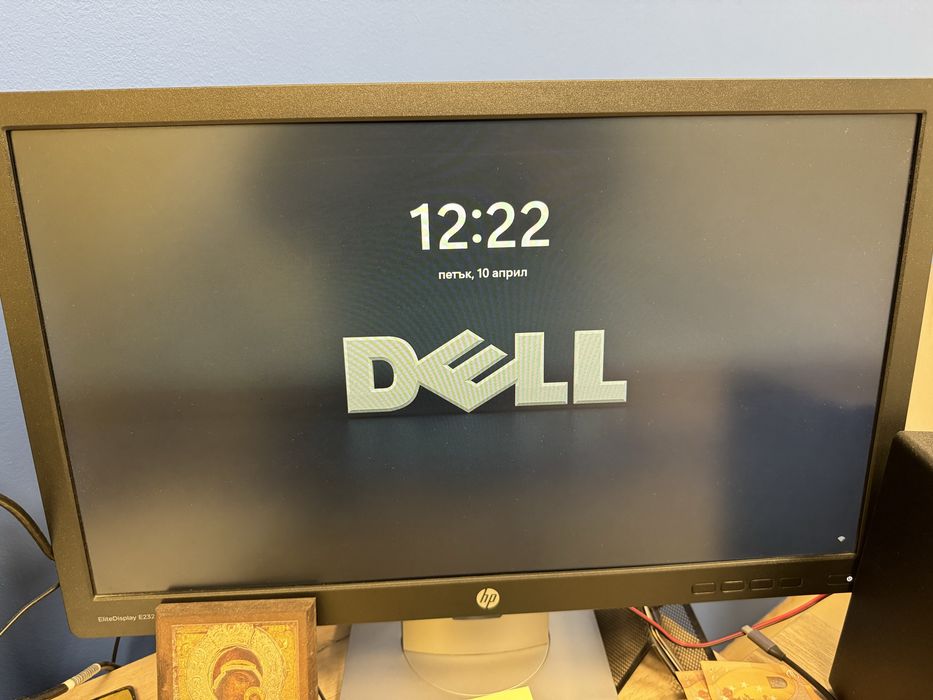 Настолен Компютър с Монитор Dell Vostro  3710 с лицензиран доживотен windows 11