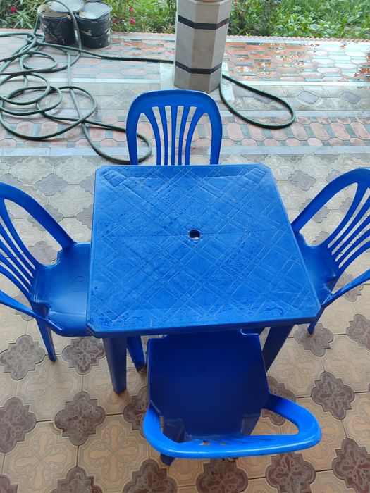 Stol stul. 4 ta komplekt bor