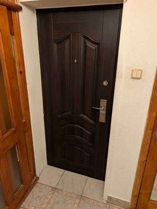 Apartament 2 camere decomandat 52 mp - strada Vârnav nr. 5 - etaj 2