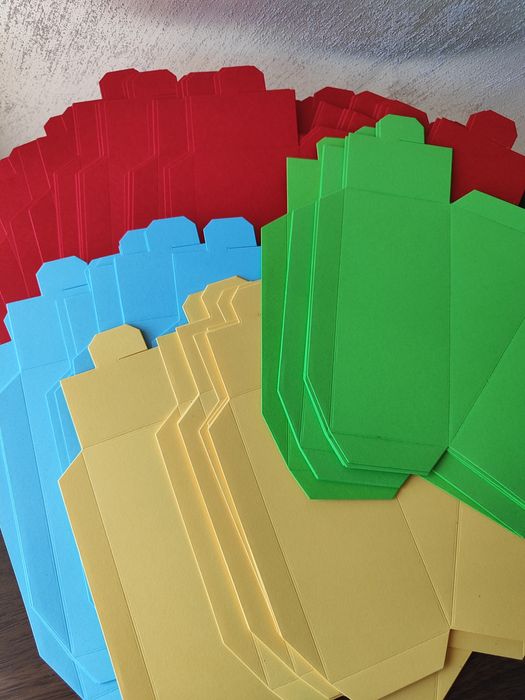 Заготовки за картонена торта 0.40 евро