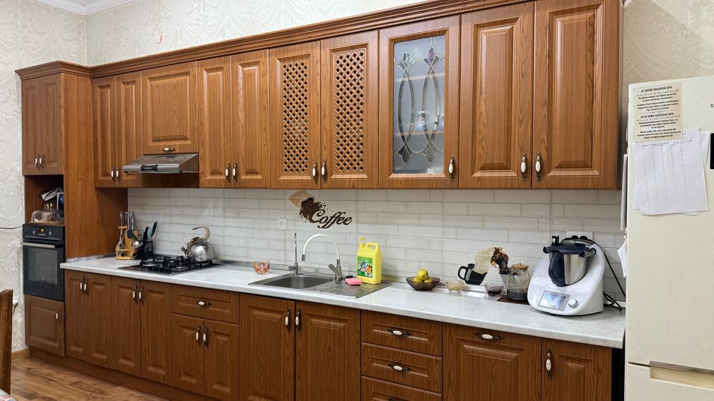 Продается кухонный гарнитур