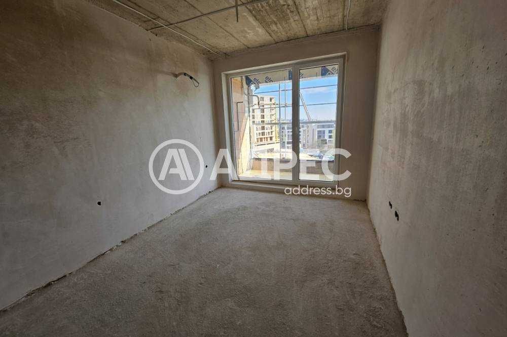 Двустаен апартамент в нова сграда пред АКТ 15