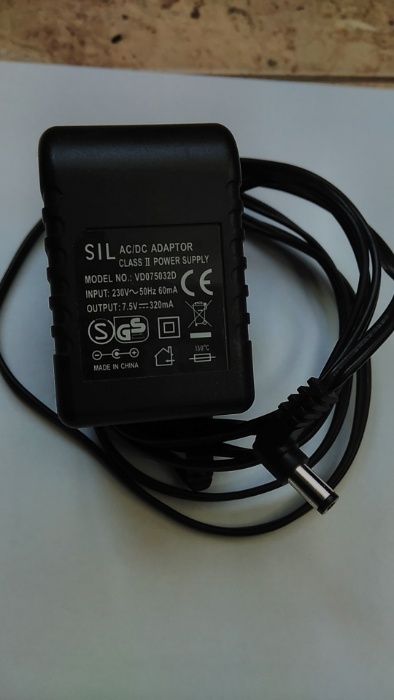 Incarcator 10 buc, cu out intre 3,7V- 19V si 300mA-2A