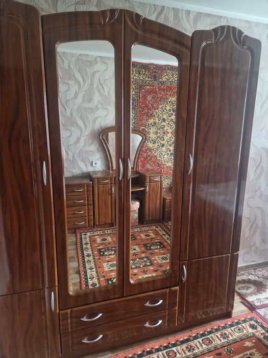 Спальный гарнитур ковры палас