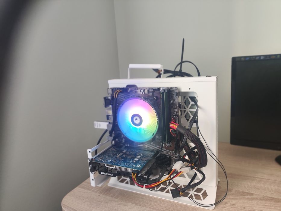 Продам. Персональный. Комьпьютер